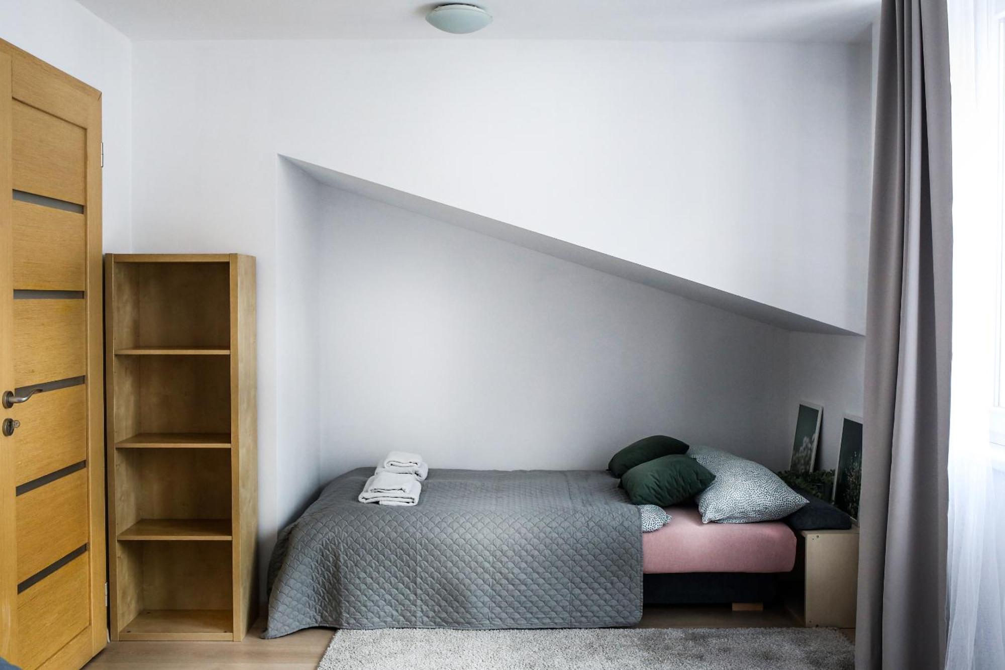 Fully-furnished With Air Conditioning For Families, Cracow Old Town