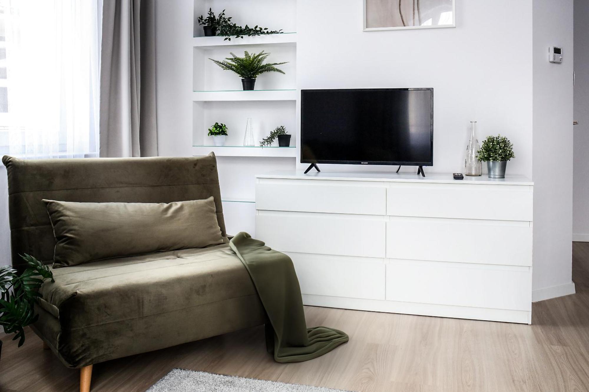 Fully-furnished With Air Conditioning For Families, Cracow Old Town Apartament