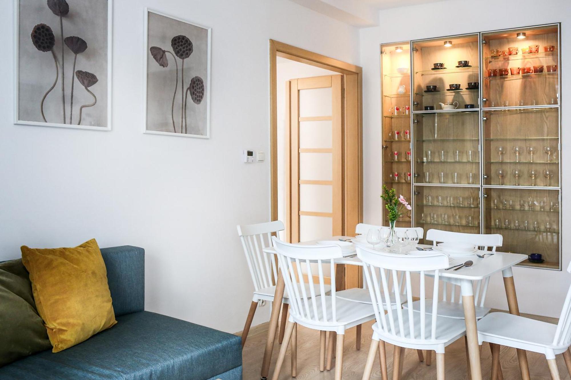 Fully-furnished With Air Conditioning For Families, Cracow Old Town Kraków