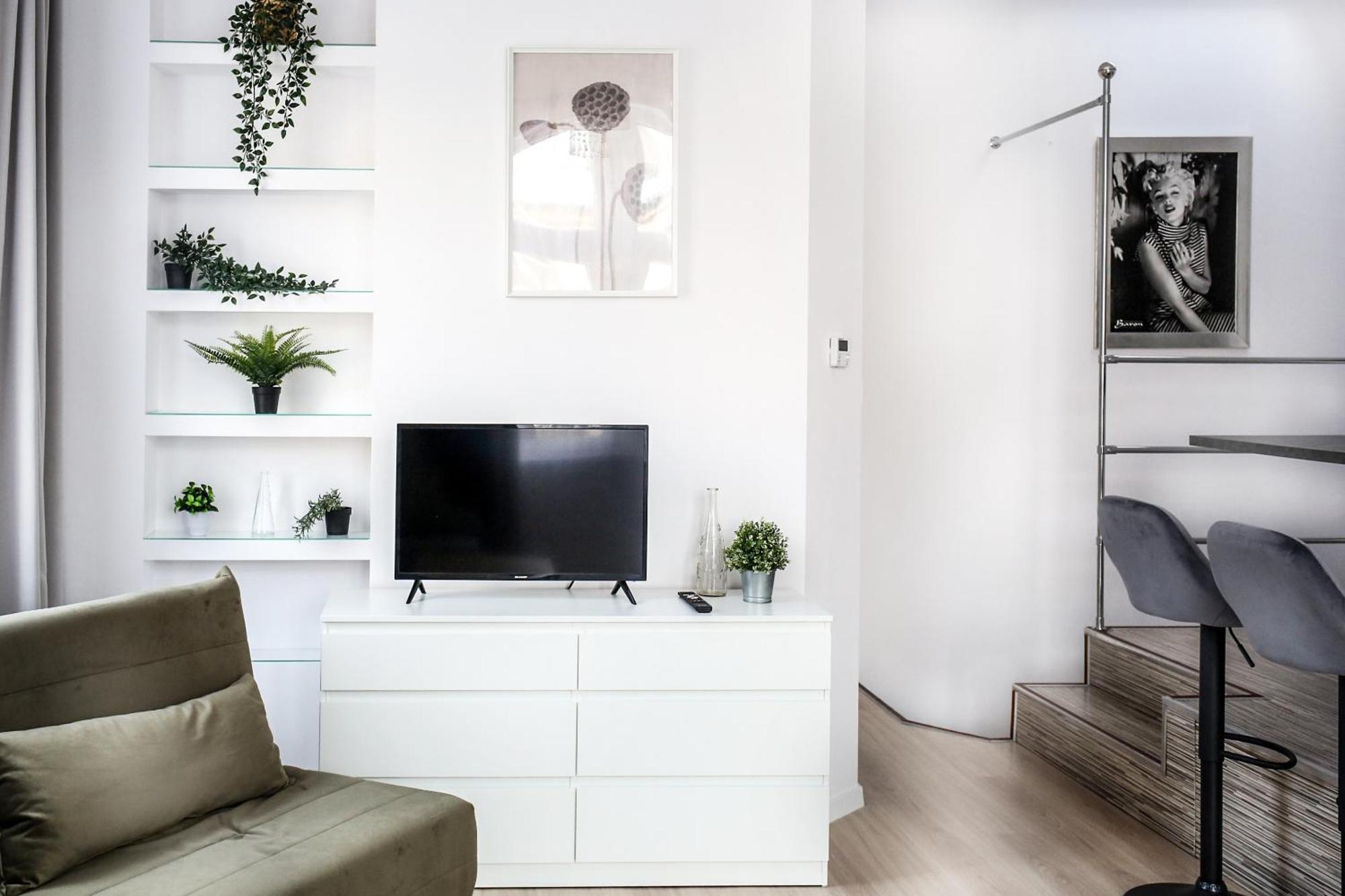 Apartament Fully-furnished With Air Conditioning For Families, Cracow Old Town