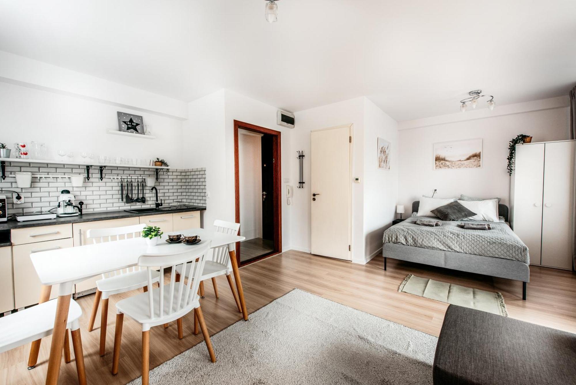 Fully-furnished With Air Conditioning For Families, Cracow Old Town *