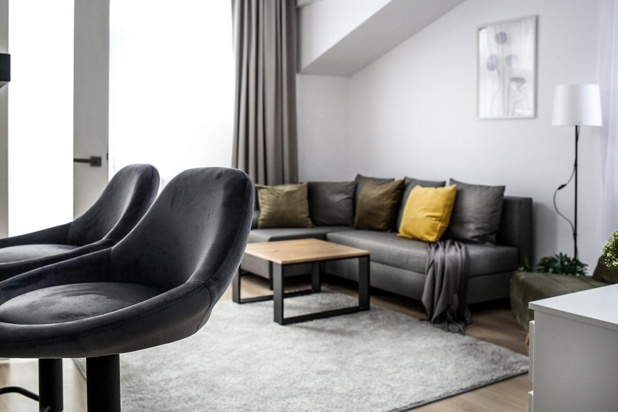 Fully-furnished With Air Conditioning For Families, Cracow Old Town Kraków