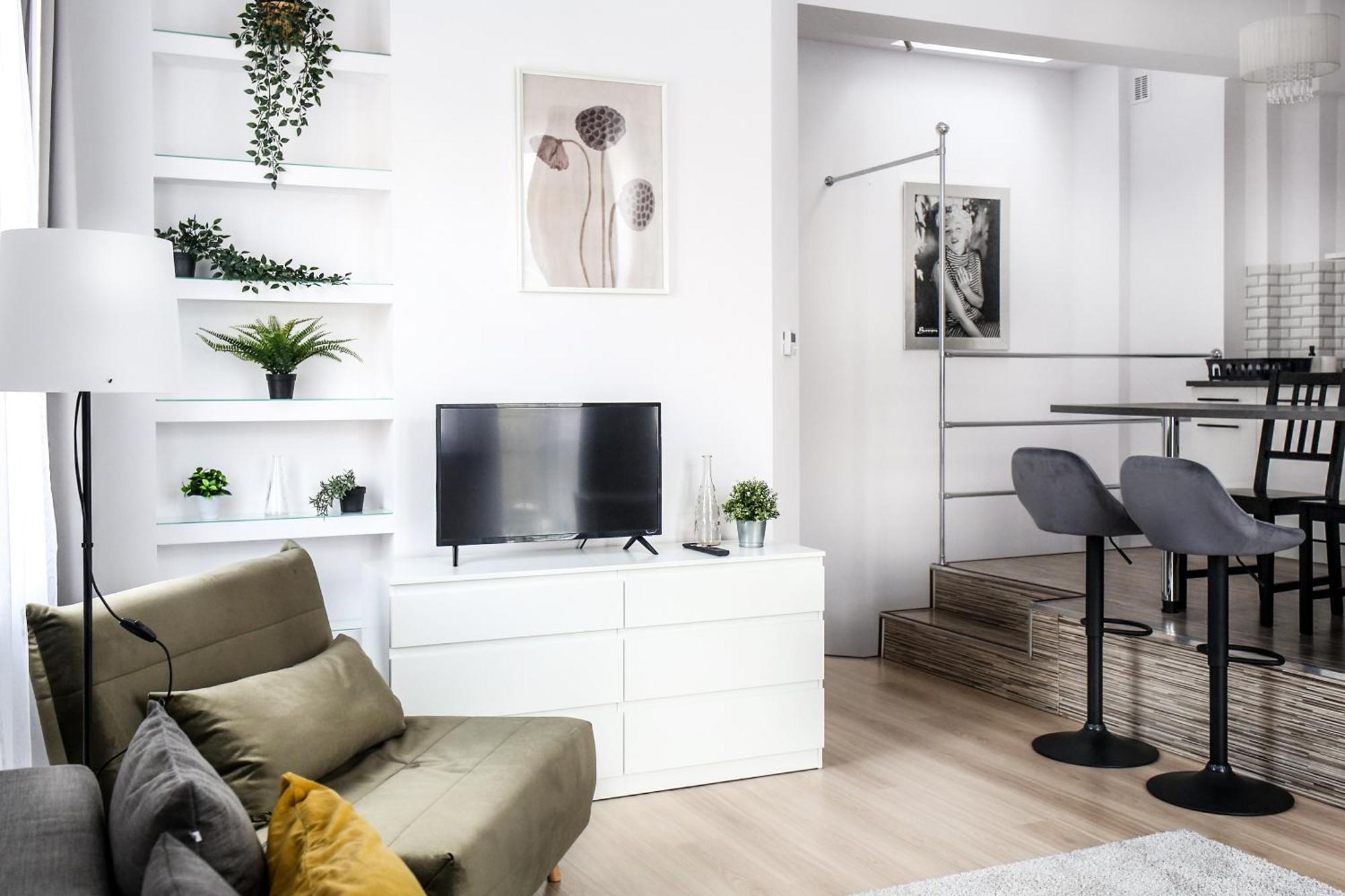 Fully-furnished With Air Conditioning For Families, Cracow Old Town *