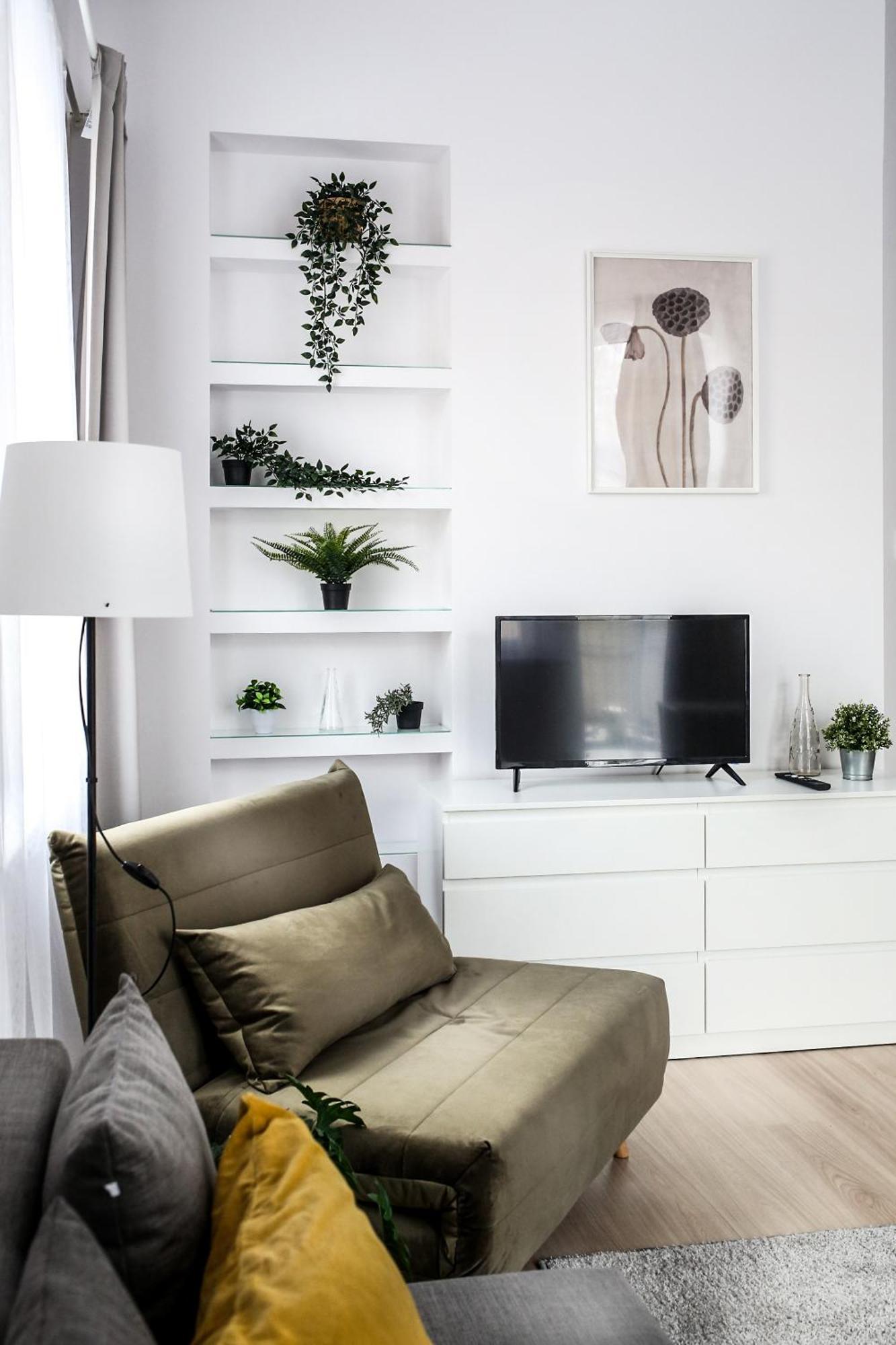 Fully-furnished With Air Conditioning For Families, Cracow Old Town