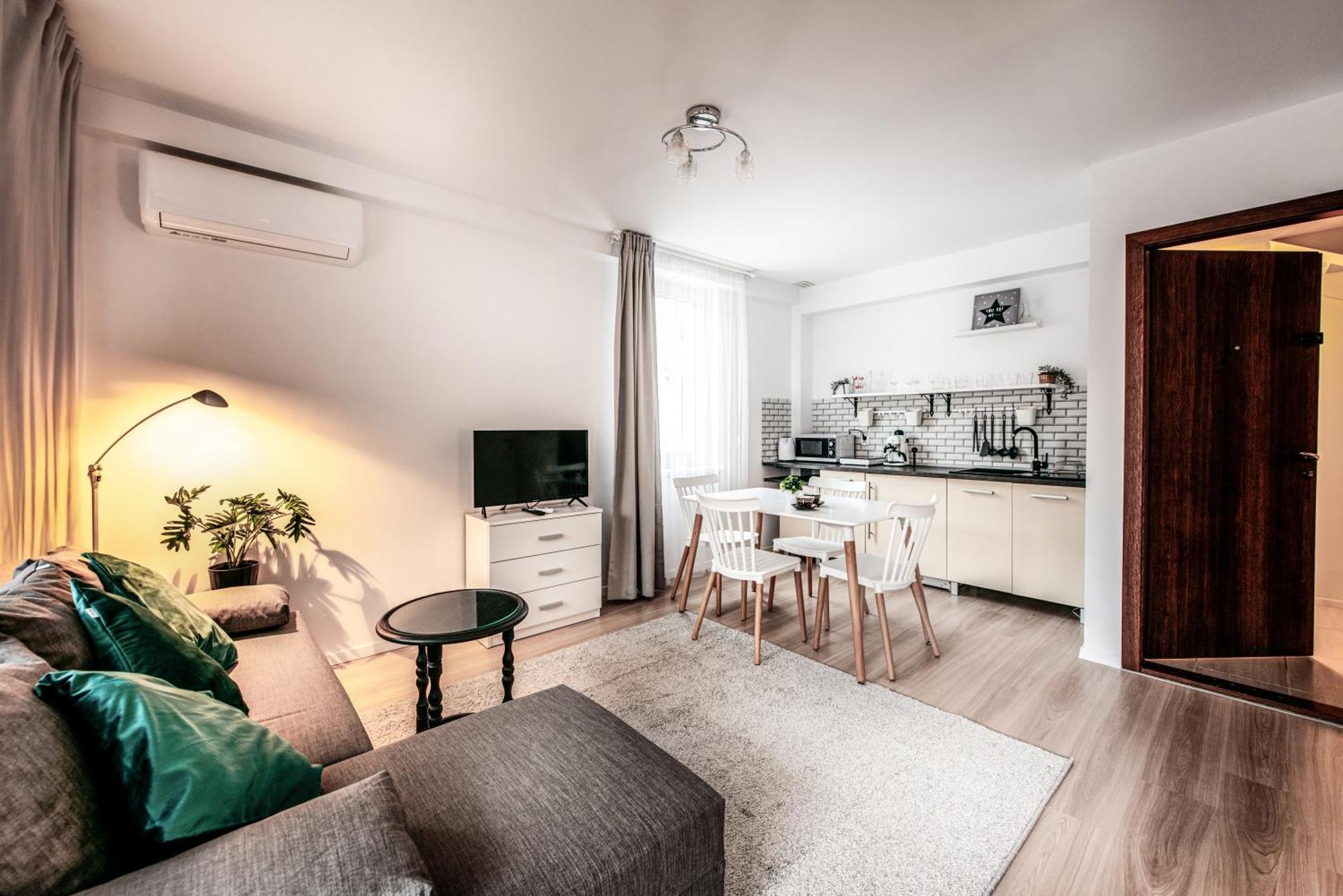 Fully-furnished With Air Conditioning For Families, Cracow Old Town * Kraków