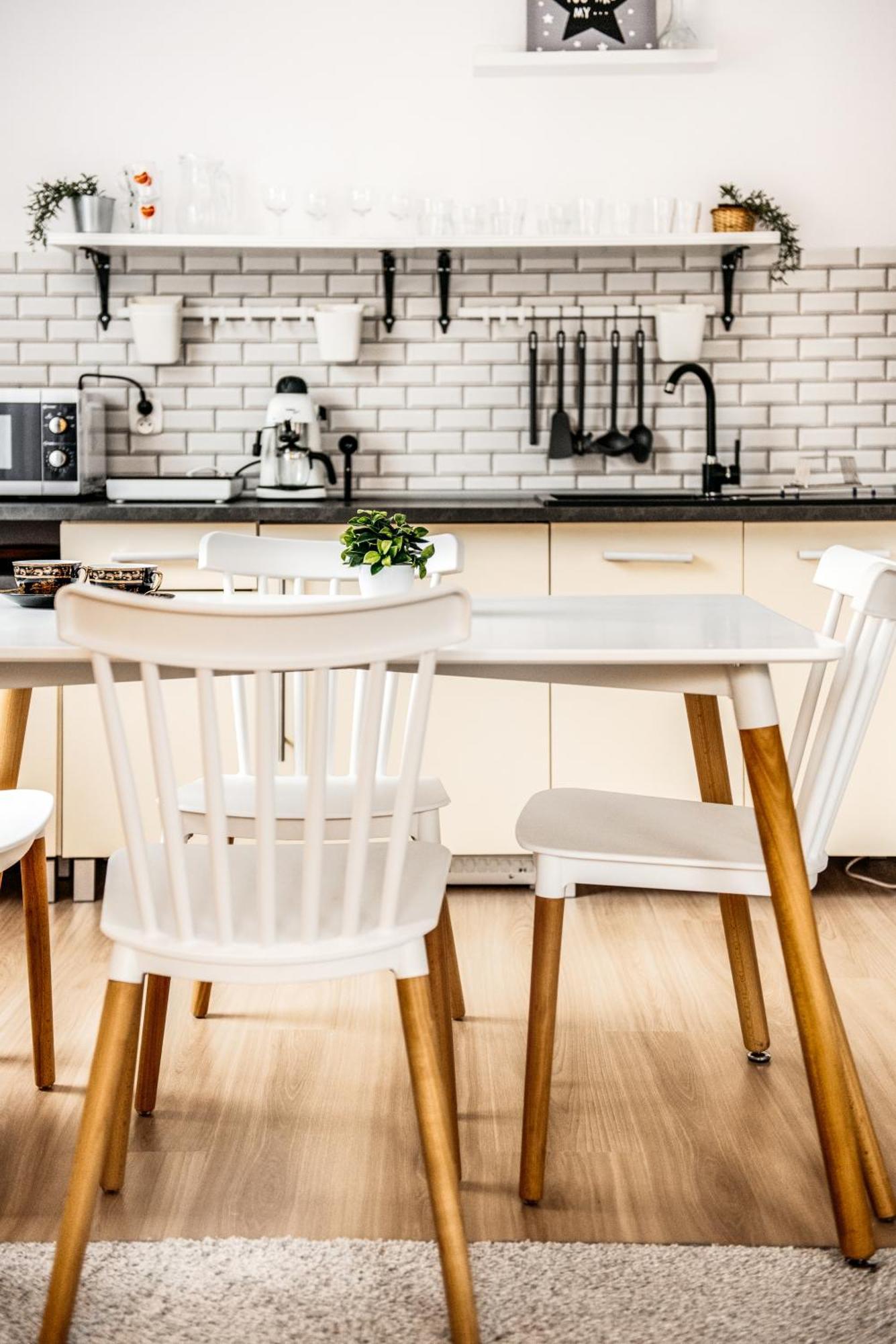 Fully-furnished With Air Conditioning For Families, Cracow Old Town